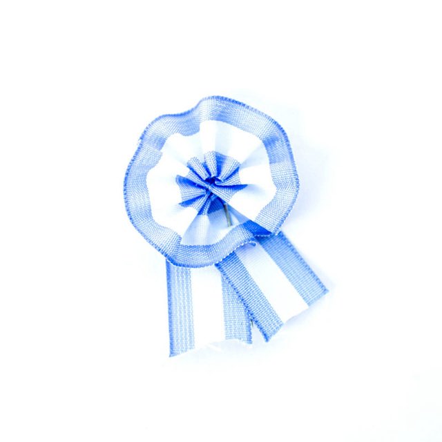 yo: cara o cruz
mi amigo pelado: cruz
yo: