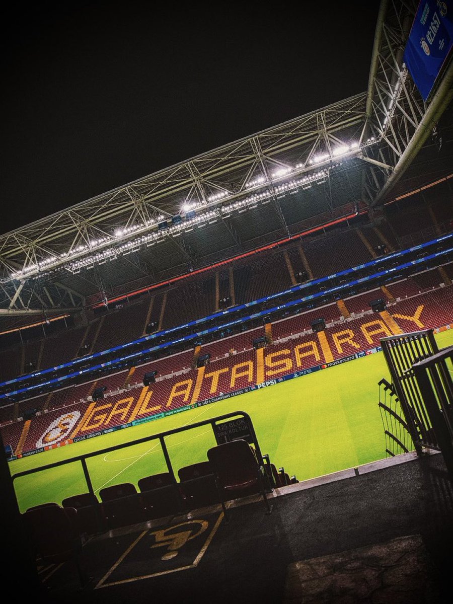 PesindeyizApp's tweet image. 📸 Rams Park.