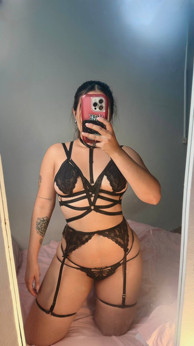 Kroy282_'s tweet photo. Sexy or erotic lingerie? https://t.co/IGZx1dLZGE