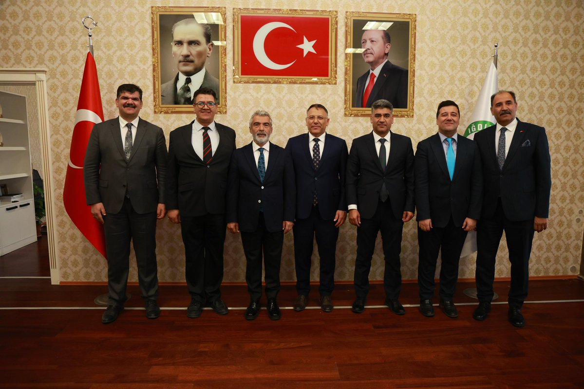 📍Iğdır

Iğdır Üniversitesi Rektörü Prof. Dr. Ekrem Gürel hocamıza nazik kabulleri için teşekkür ediyorum.

Püster Alagöz Anaokulu açılışımızın ardından gerçekleştirdiğimiz bu verimli görüşmede, şehrimizin eğitimi ve geleceği adına güzel istişarelerde bulunduk.

Iğdır’ımıza değer