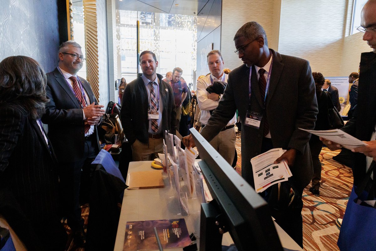 MCPAlert's tweet image. ICYMI: We had a great time connecting with business owners and entrepreneurs at the Governor’s Small Business Outreach Summit! We look forward to continuing these conversations and sharing resources to help Maryland’s businesses grow.