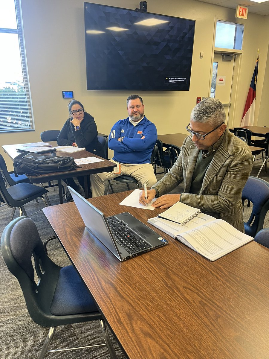 Lori Leviner Peyton tweet media