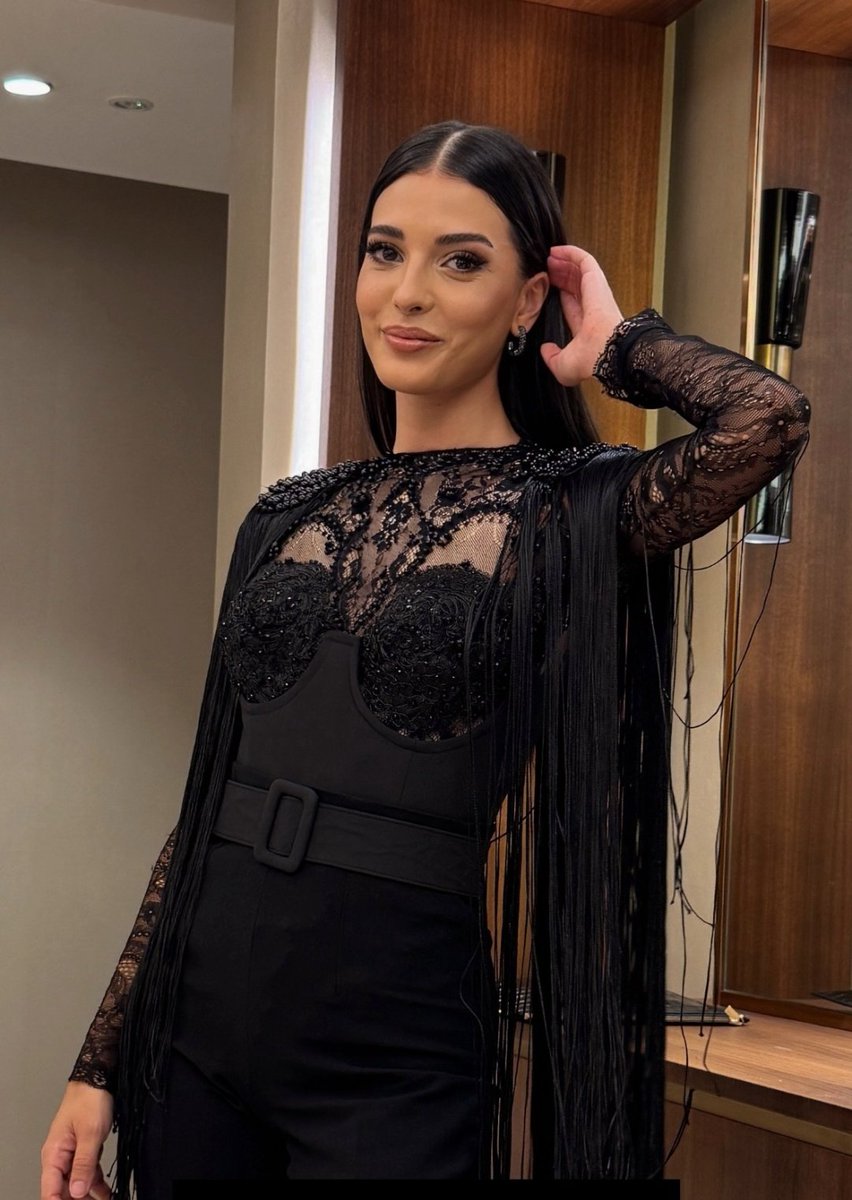 hiraorhunaaski's tweet image. Kug gibisin 🧚‍♀️🧿canım maham #MahassineMerabet @MahassineMrbt