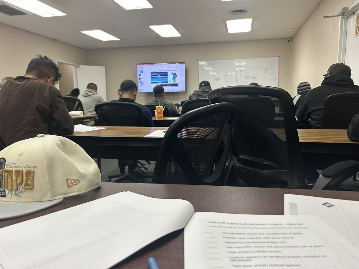 p0k0🍻 tweet media