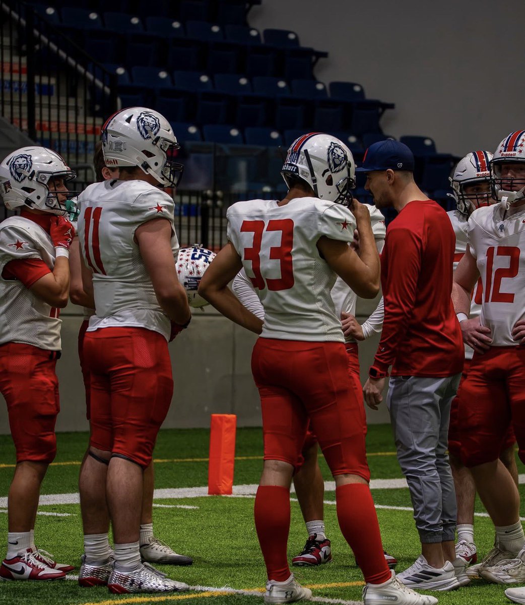 Coach Tim Lyerla tweet media