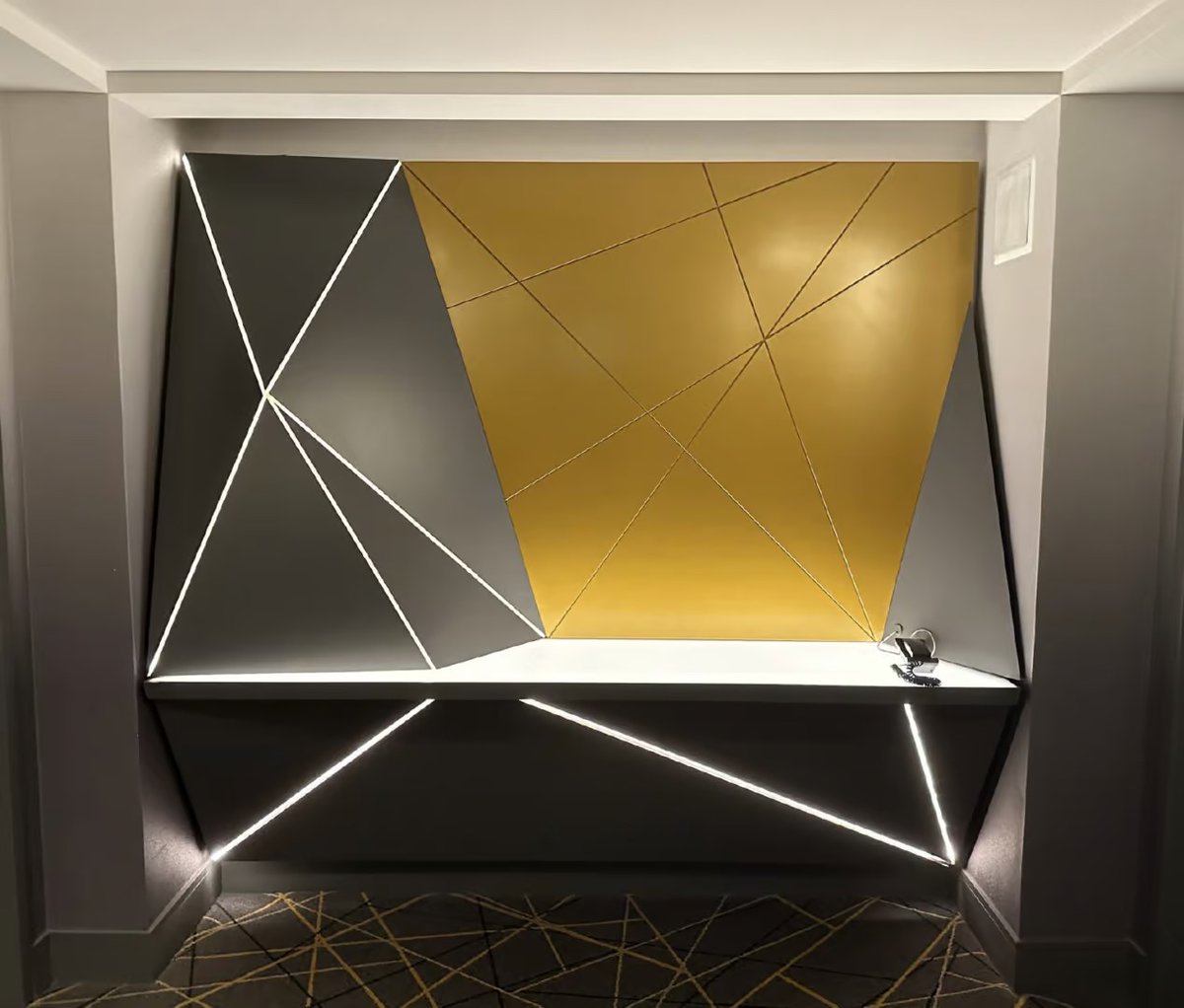eoslightpanels's tweet image. Light as design. 💡

EOS Architectural LightPanels bring accent and feature lighting to the W Hotel San Francisco, combining modern mood with refined detail.

#EOSLight #WHOTEL #HospitalityLighting