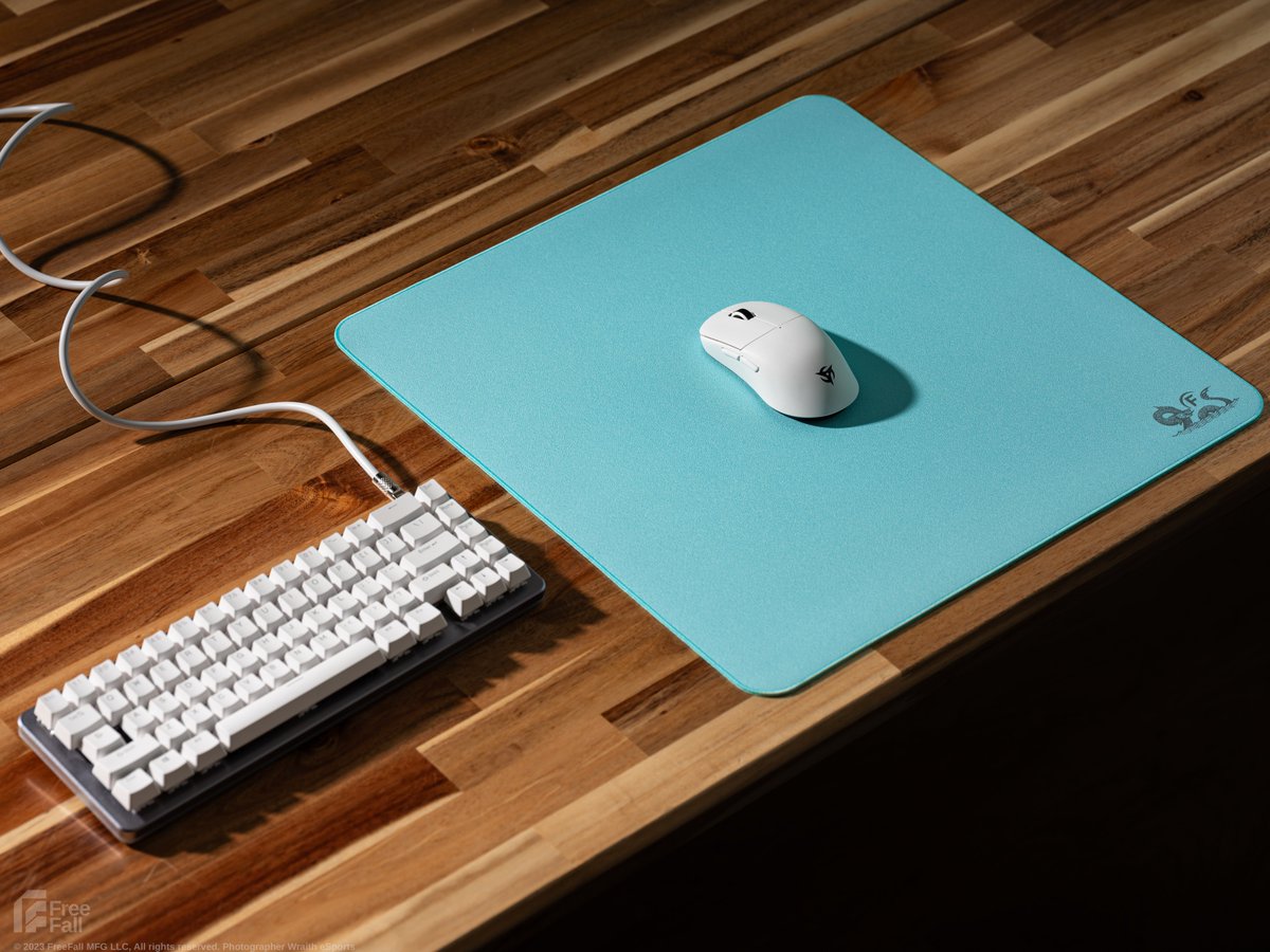 FreeFallMFG's tweet image. Do you guys want us to restock the SV BASE Control+ v2 in the United States? 🇺🇸
It would be direct through our website.