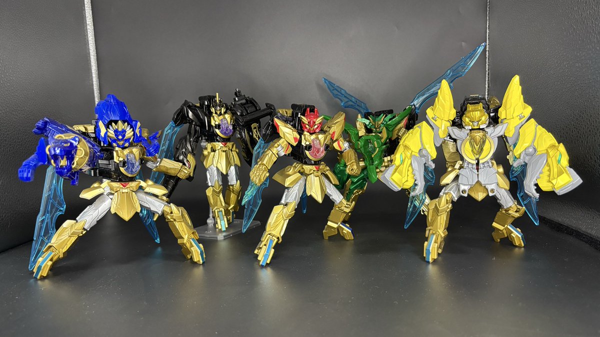 おはようございます！ やっとミニプラ テガソード5体完成しました 