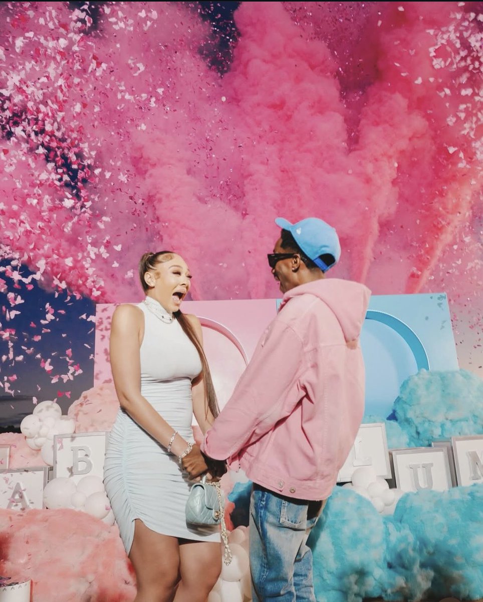 TheZeusReport's tweet photo. Scotty and Lemmy have announced they are expecting a baby girl 💕💕💕 #BaddiesUSA https://t.co/kXQCGoTHHi