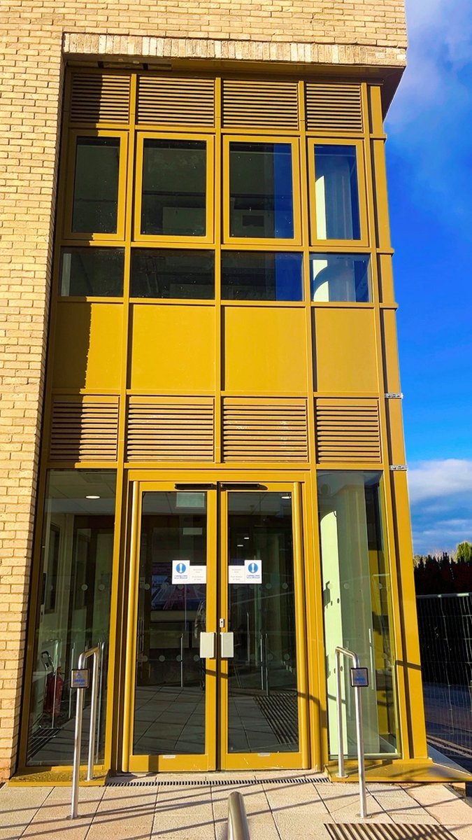 stevescutchings's tweet photo. Pretty much from the day I started at @ExeterCollege I have been involved in the Centre for Law & Social Sciences new build. Today the project was formally completed and handed over to the college.
Massive thank you to the @WillmottDixon team.
#CLSS
#ExceptionalEstate
#NewBuild https://t.co/WbHpl03kLX