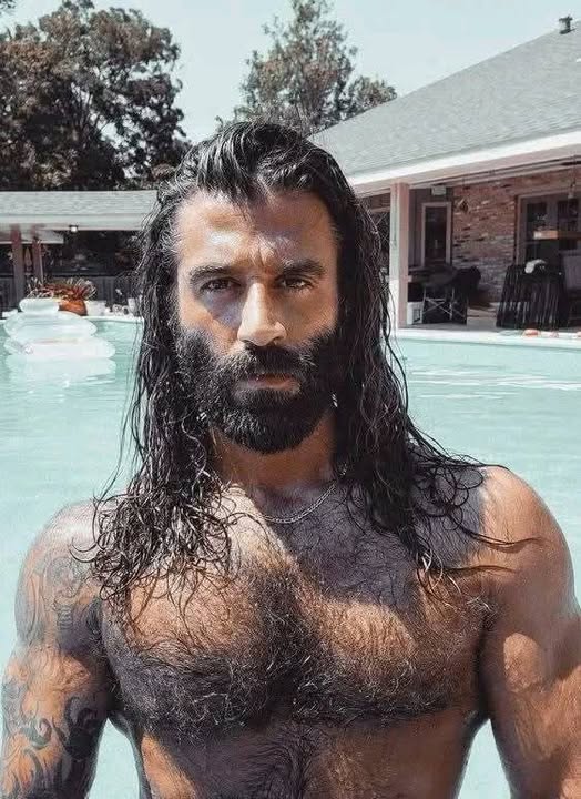 Hairy Chested Men (@millsk2023) on Twitter photo 