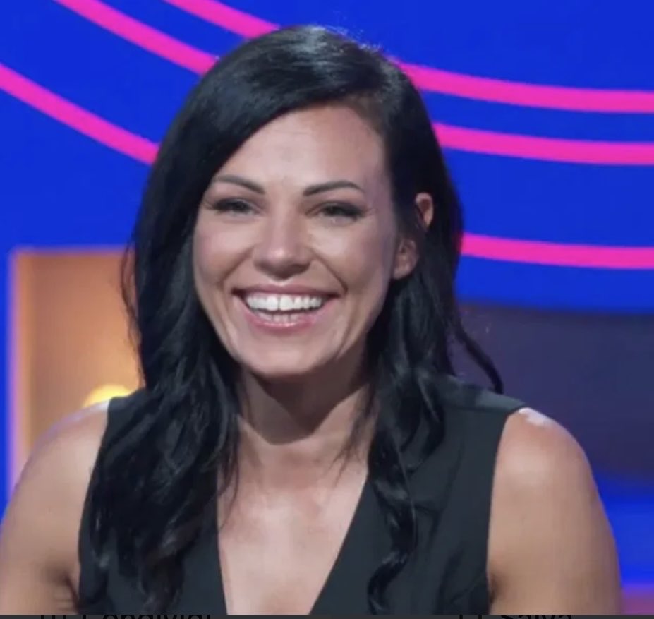 FaroneLore20850's tweet image. a francesca l’avevate bersagliata in un modo davvero subdolo solo perché a sputato grandi verità nei confronti della fanatica

questo concetto deve essere chiaro a tutti.

#grandefratello