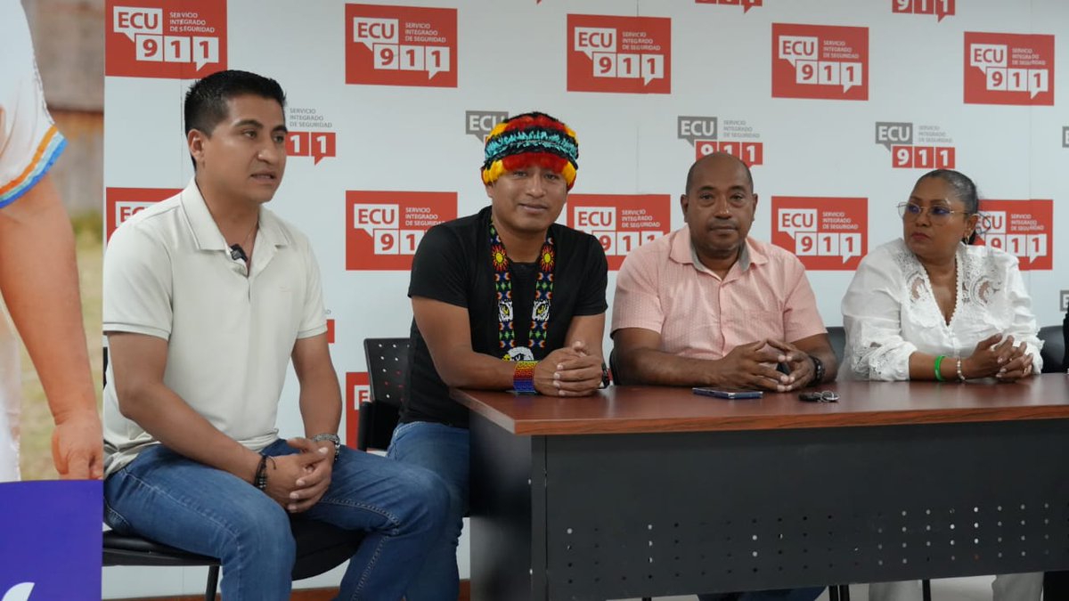 El #CNIPN y la <a href="/Secretaria_PyN/">Secretaría de Pueblos y Nacionalidades</a> mantuvieron una reunión con dirigentes afroecuatorianos en Esmeraldas para revisar medidas del Decenio Afrodescendiente, abordar vulneraciones de derechos y socializar el convenio con <a href="/ConagopareN/">Conagopare Nacional</a>, fortaleciendo el trabajo articulado y comunitario.