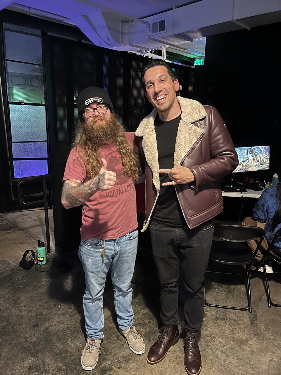 Huffindoback tweet media