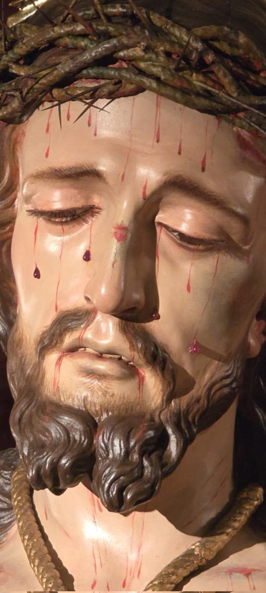 Son arilos de #Granada que se desprenden de tus ojos de fruto perfecto.