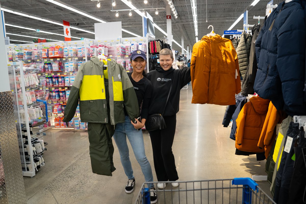 webmastersre's tweet image. #ChristmasAngels Update! ✨ We had so much fun shopping for gifts for families in Nanaimo last Sunday! Thank you to everyone who donated and volunteered. 

Next up is wrapping day! If you want to volunteer, comment “I’m in” and we’ll send you the details.