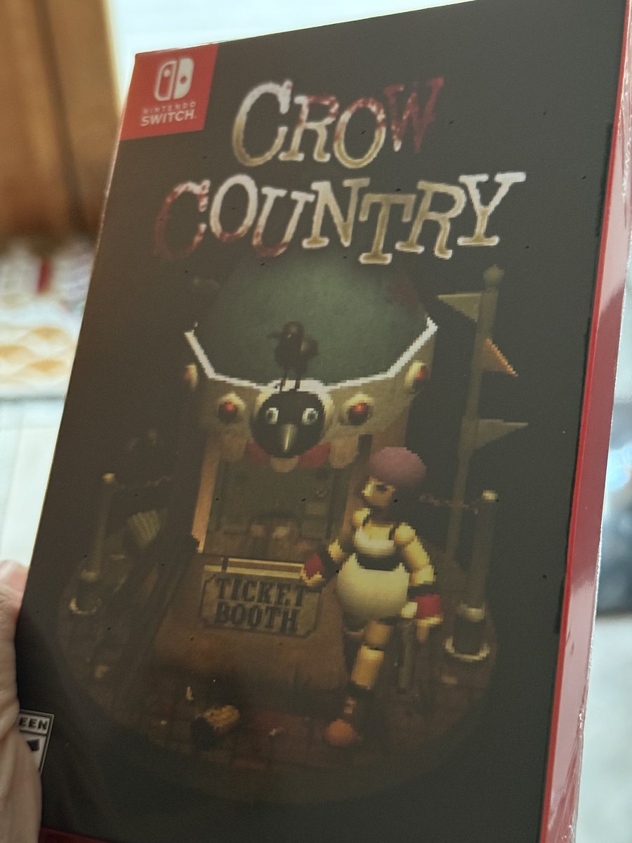 yay my physical copy of Crow Country is finally here 🥹