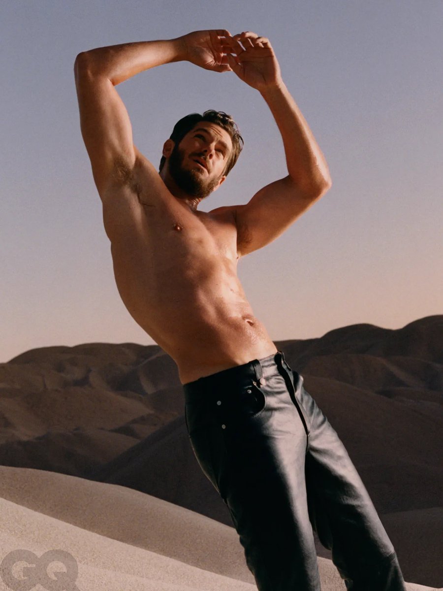 GQMagazine's tweet image. subscribe for more pits