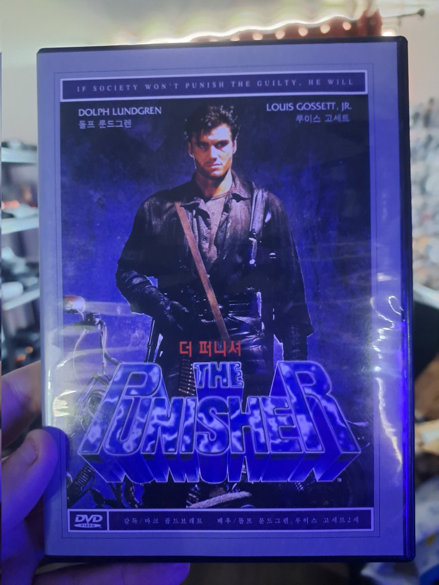 The7thLevel's tweet image. This is still my favorite Punisher movie. The score by Dennis Dreith is fantastic. Lou Gossett Jr does a great job.

Dolph as always is a bit stiff on some of his line delivery but overall does a great job as a hulking, rage filled killing machine.