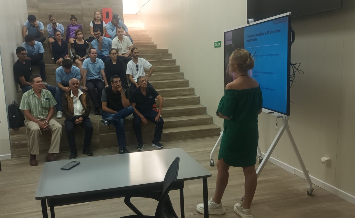 otcssp_mincom's tweet image. En el Centro de Exp de ETECSA_Cuba Sancti Spiritus,en el marco de la IV Jornada de Ciberseguridad, se realizó conferencia sobre  &quot;El uso responsable de la IA en redes sociales&quot;, por parte de Ariagne Irene Hernández Pérez,  Especialista Principal  en Políticas en la @otcssp_mincom