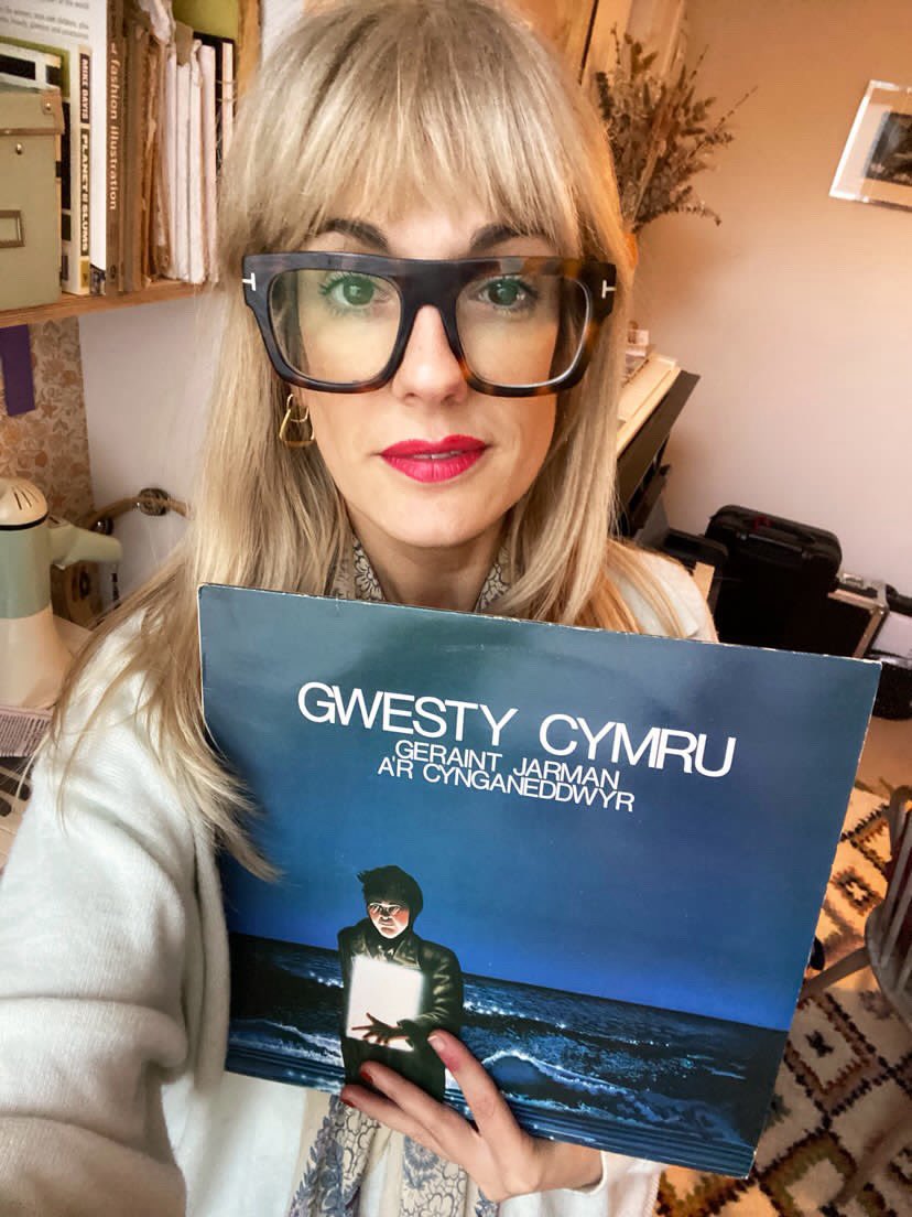 Welsh Music Podcast | Podlediad Miwsig Cymreig tweet media