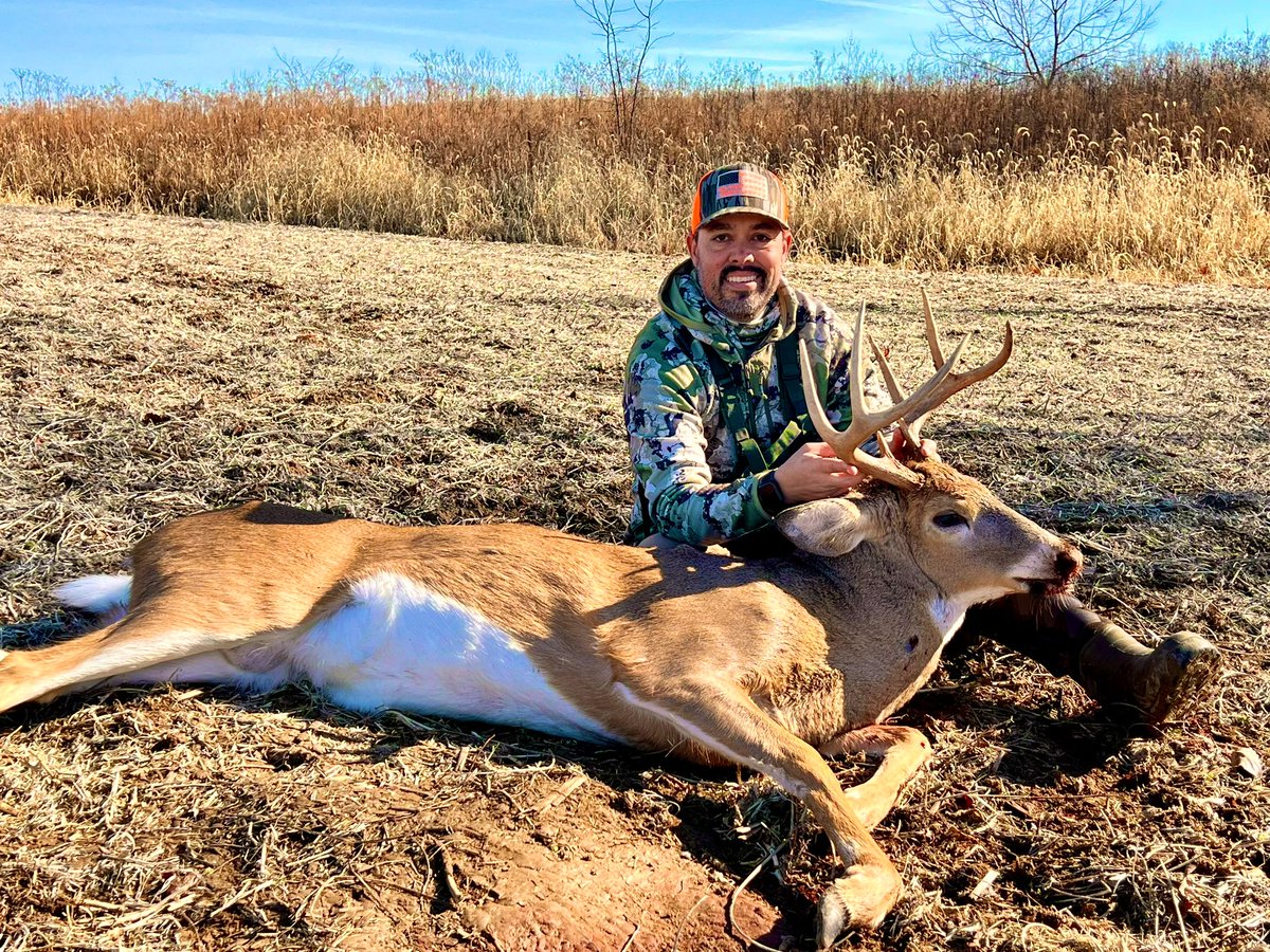 DM_Baca's tweet image. Grateful for God’s provision and for my wife for helping me make the time. Harvested and humbled. Cup full… freezer full.