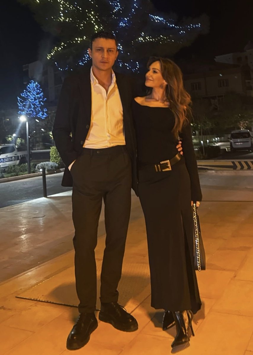 hayvansı bir yakışma yuhh cocuklarr