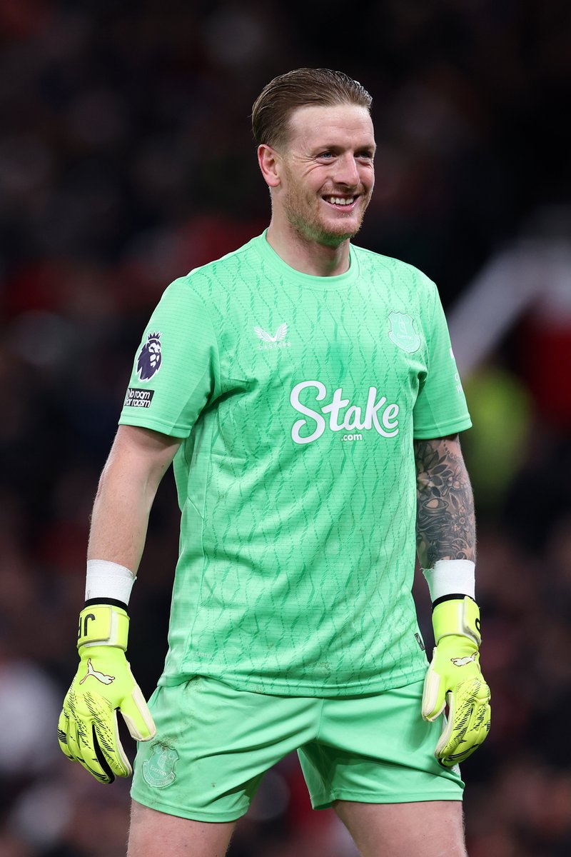 Man Utd pushing for an equaliser, but haven't been able to find a way past Jordan Pickford ⛔️

Less than 10 minutes to play