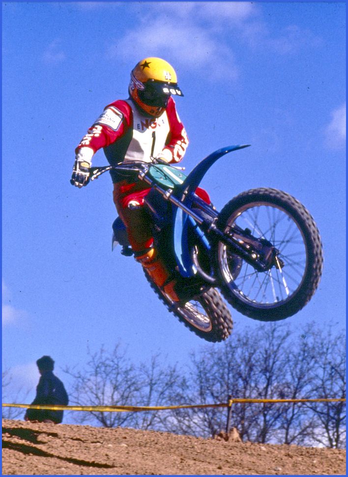 ktolonelli's tweet image. Toni Elías of the day - Day 30 °|•♪𖤍𓆉︎𖤍♪•|°

Que rápido se ha pasado un mes