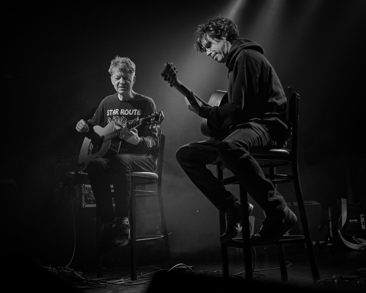 _scottymetz_'s tweet photo. acoustic duets with Nels Cline last week at Bearsville Theater. Still feelin it
📸: Marc Kevin Horn https://t.co/fENFs2wLVi