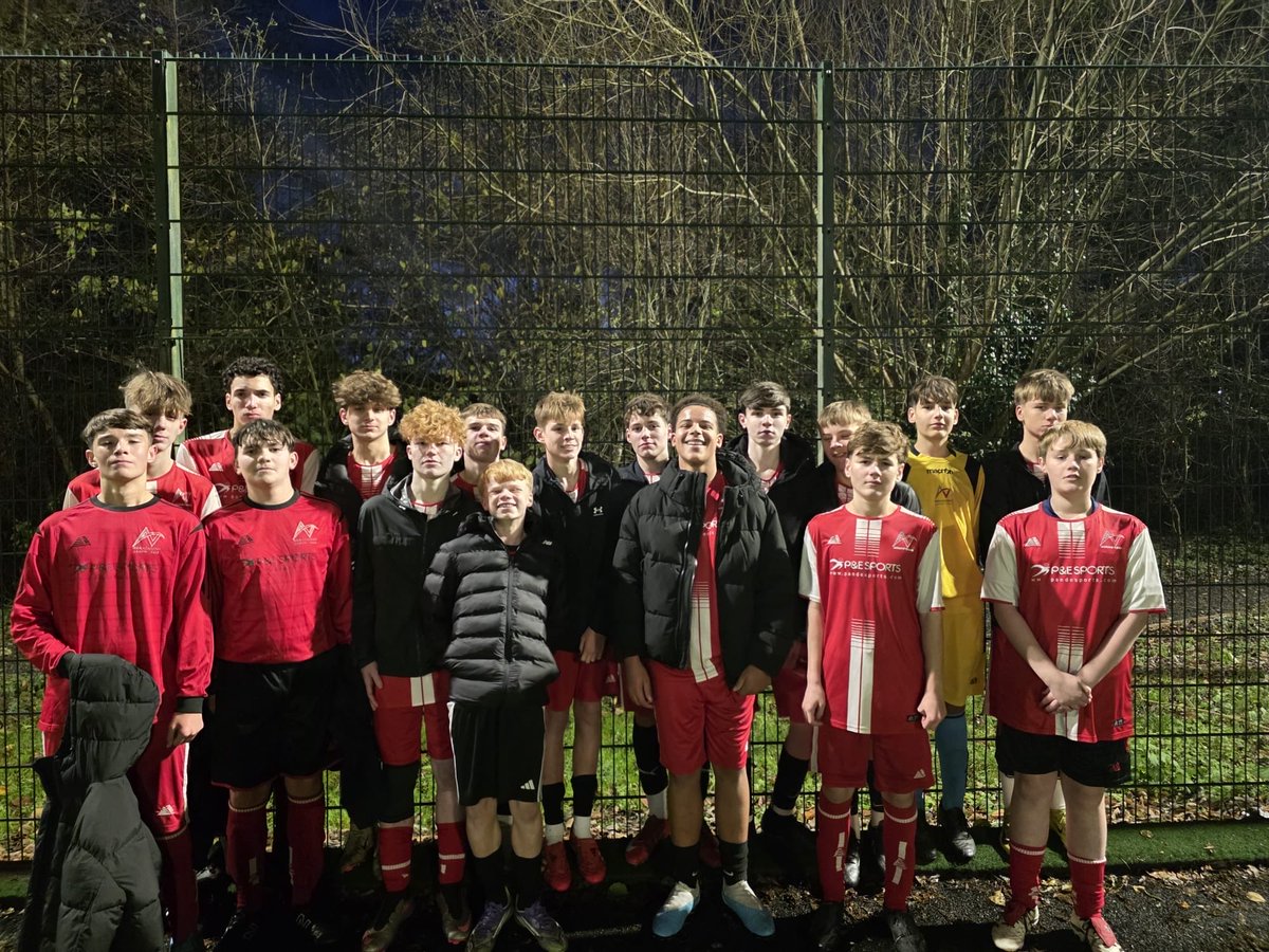 ‘Twas a cold November evening for the  Yr 10 Boys!🥶<a href="/ArrowValeSchool/">Arrow Vale School</a> 
Despite this, they brought home a 2–1 victory against Bewdley. 
Standouts:
🔥 Will solid as ever
🚗 Cole Rolls Royce with bite
🎯 Alex unlucky not to score
😂 Bobby’s “wrist injury” after trying to punch it in.