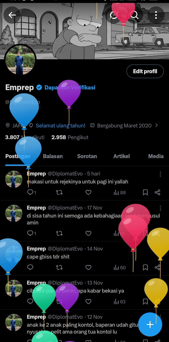 DiplomatEvo's tweet photo. ada balon nya💃 https://t.co/bjWTspviKi