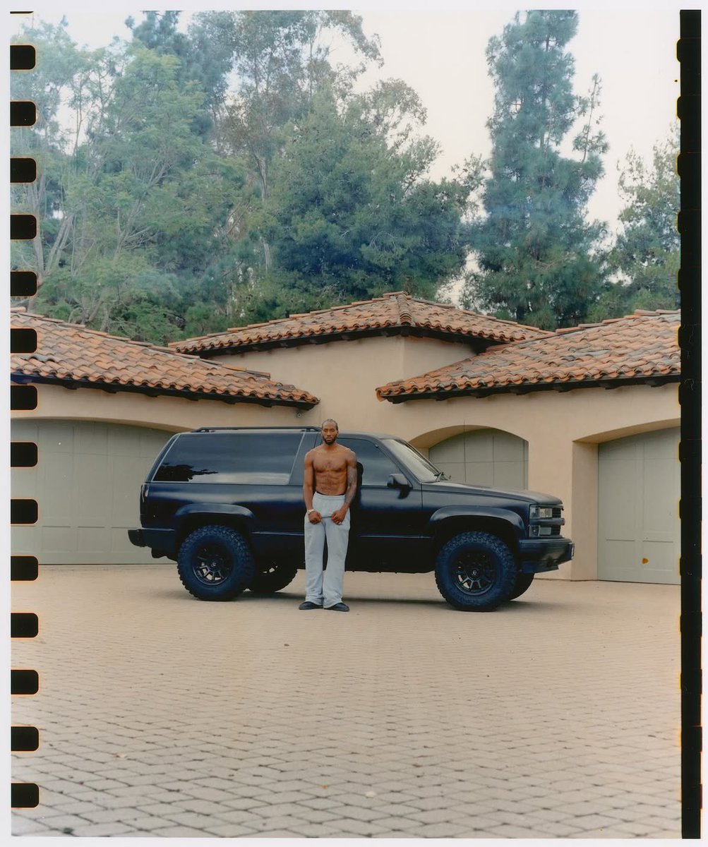 Kawhi Leonard at his home in LA 🔥