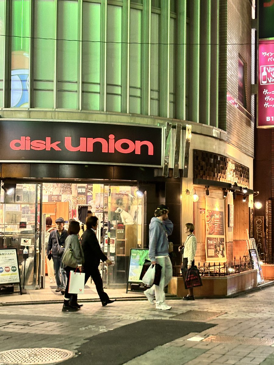 FUSION SOUL 💿📷🎬🌸🍣🍮🍛⛷️🏉⚾⚽🎳 (@Makoto9957) / Posts and