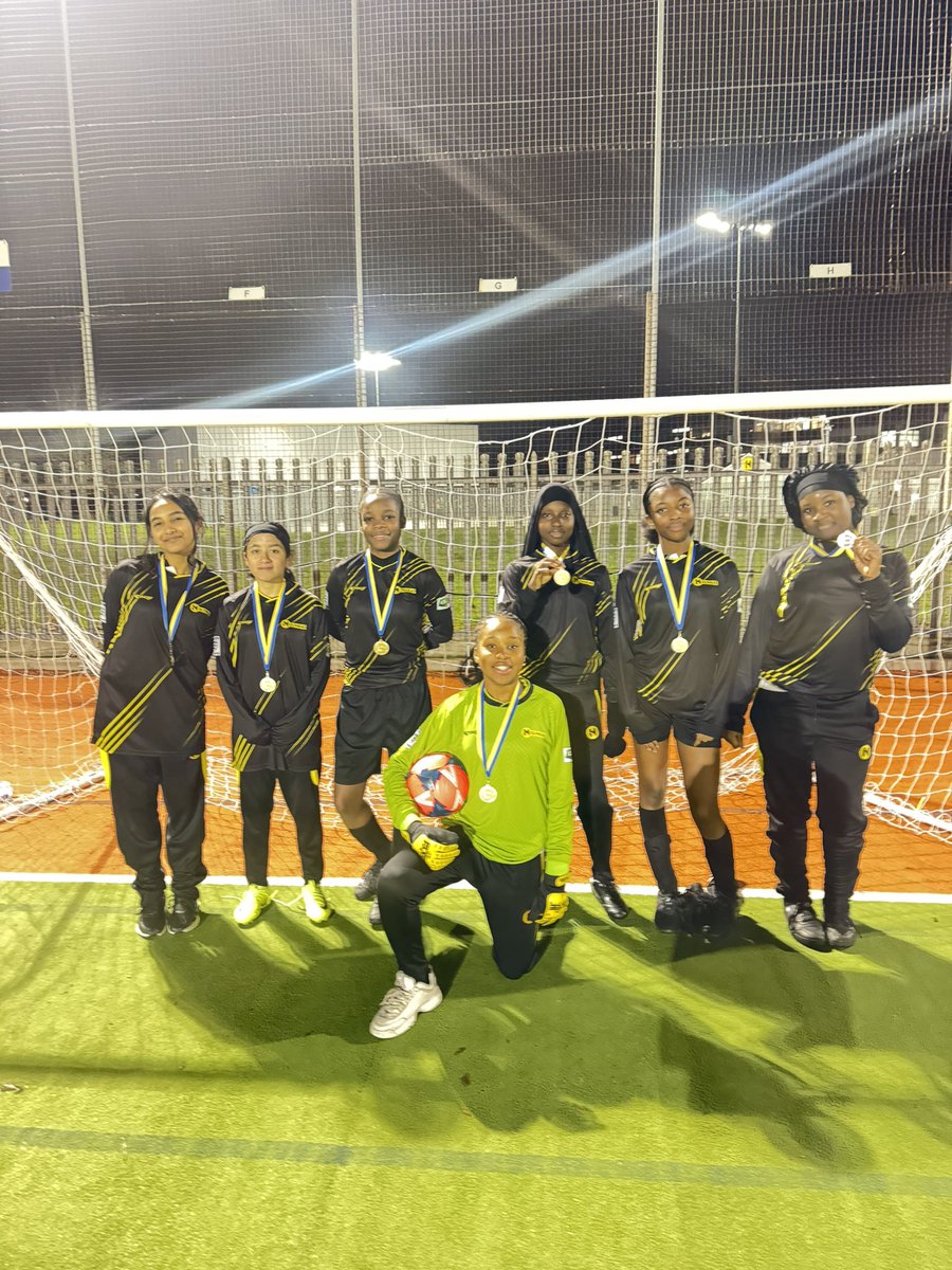 Holyhead PE tweet media