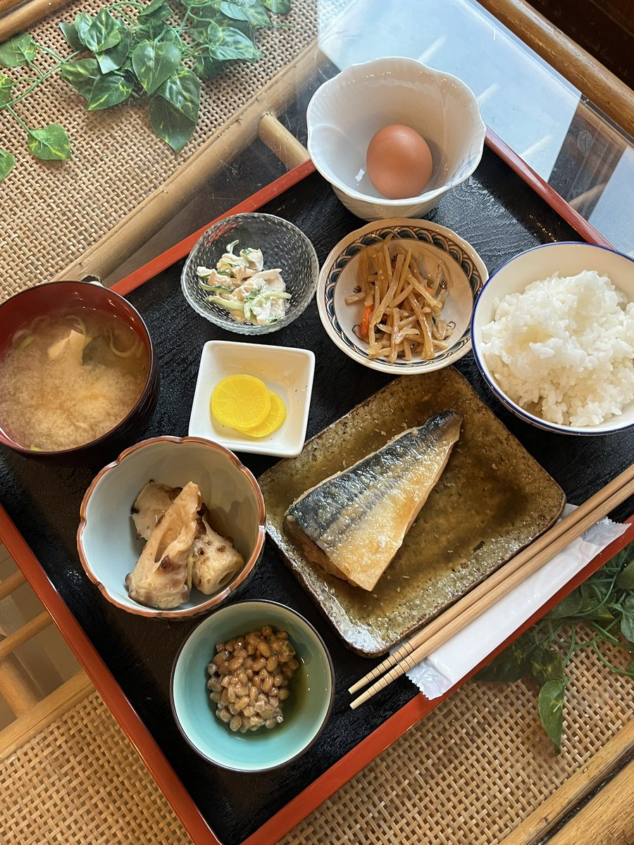 sasaosou's tweet image. おはようございます🍚
今日の朝ごはん🐟
朝起きるのが辛くなってきましたね🥶
今日も良い1日をお過ごしください
#八丈島
#ゲストハウス