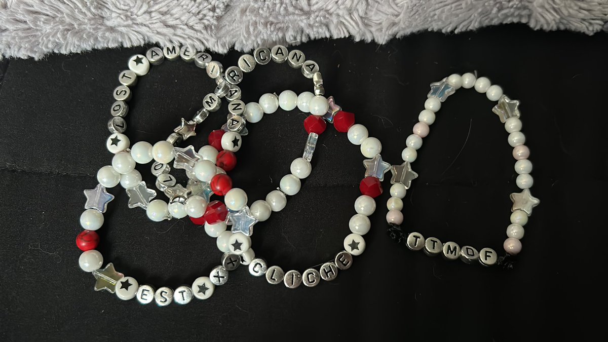rottexe's tweet image. If you’re going to the mgk concert this Saturday in YYC, Im making bracelets to give out! 🤗🤗
