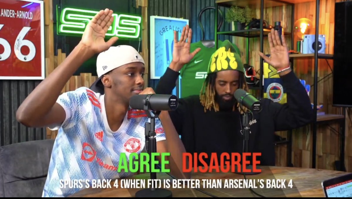 afc_N7k's tweet image. These cartoons are going through it ❤️