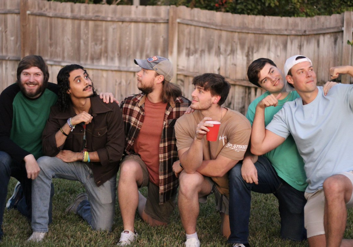 DannyWBennett's tweet image. Grace City Young Adults Friendsgiving 2025! So grateful for a night filled with laughter, warm food, and hearts turned toward Jesus. Over 50!! #GCC
"Give thanks to the Lord, for He is good; His love endures forever." — Psalm 107:1