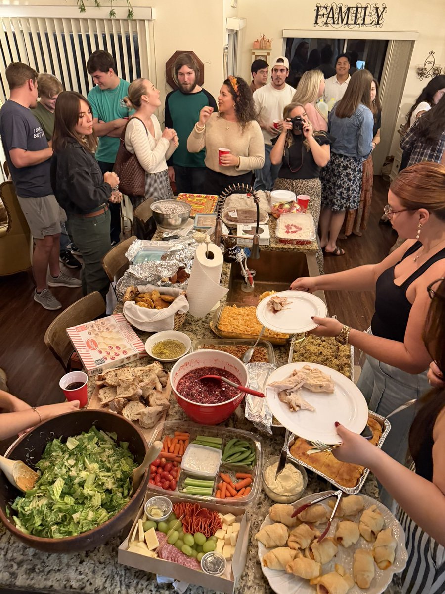 DannyWBennett's tweet image. Grace City Young Adults Friendsgiving 2025! So grateful for a night filled with laughter, warm food, and hearts turned toward Jesus. Over 50!! #GCC
"Give thanks to the Lord, for He is good; His love endures forever." — Psalm 107:1