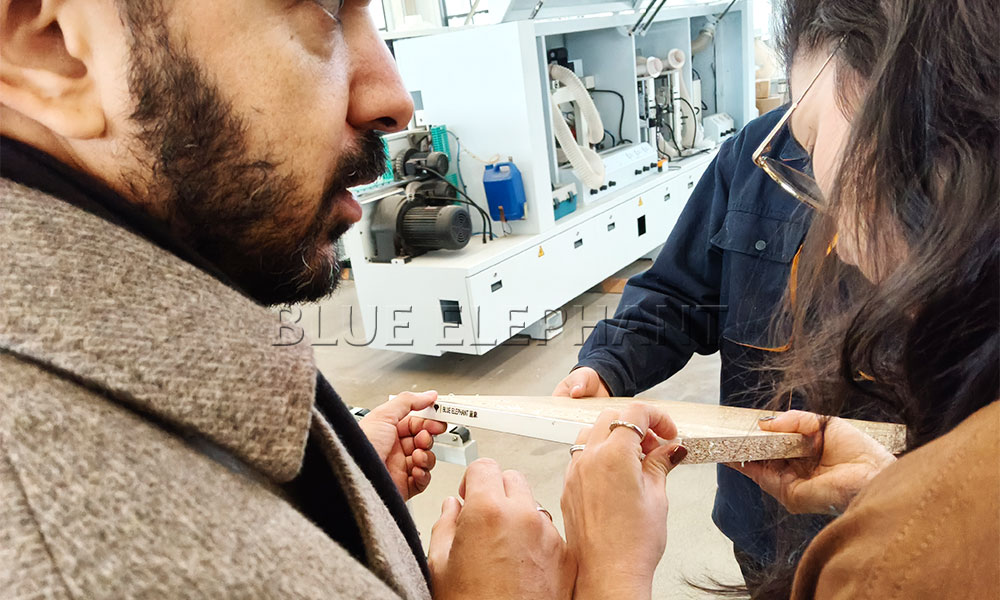 ElephantCnc's tweet image. We were excited to host our Brazilian customers today! They toured a variety of machines — including CNC routers , edge banding machines.
☎Contact us !
elephant-cnc.com 
+86-15064026772
#edgebander #edgebandingmachine #engraving #woodwork #cncrouter #cnc #cncwood #review