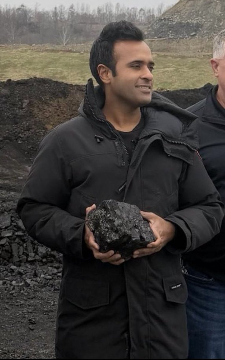 DavidPepper's tweet image. Nothing connects better with coal country than donning a near-$2000 Canada Goose parka while shooting an ad on a coal pile.

Apparently was warm enough to leave the fur hood trim at home.