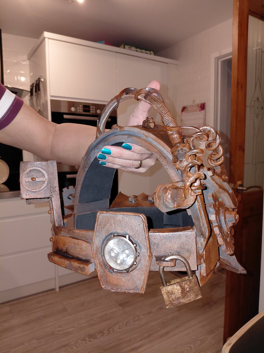 thecoasterizzy's tweet image. All finished and ready for MCM this Sunday!! 🧩

(for my mum not me lmao)