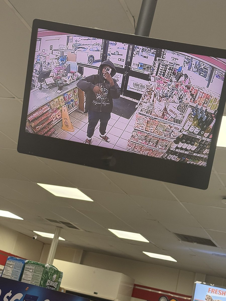 Baby Bath🛁🩸 tweet media