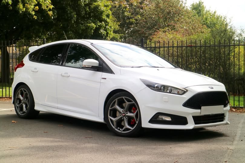 Corgi Vanguards are looking for a Frozen White Focus ST Mk3.5 to base a model on. Using the owner's number plate. Please PM if you have one, or know of an owner. 
Please retweet! 
<a href="/PaulCowland_/">Paul Cowland ⛽️</a> <a href="/AntAnstead/">Ant Anstead</a> <a href="/mikebrewer/">Mike Brewer</a> <a href="/tiff_tv/">Tiff Needell 🏁</a> <a href="/ClassicCarWkly/">Classic Car Weekly</a> <a href="/sniffpetrol/">Richard Porter</a> <a href="/f1elvis/">Marc Priestley</a> <a href="/idriveaclassic/">Steph</a>