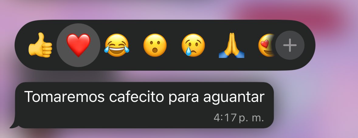 Mi manicurista agendándome a las 11:00 pm, la amo 🥰