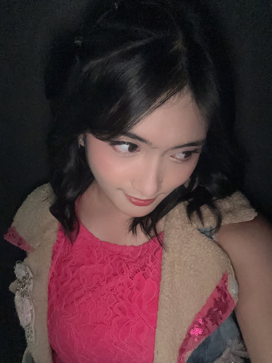 AJ_Milaa_A's tweet image. happy #SelasAmanda 🤍🤍
@PS_AmandaJKT48