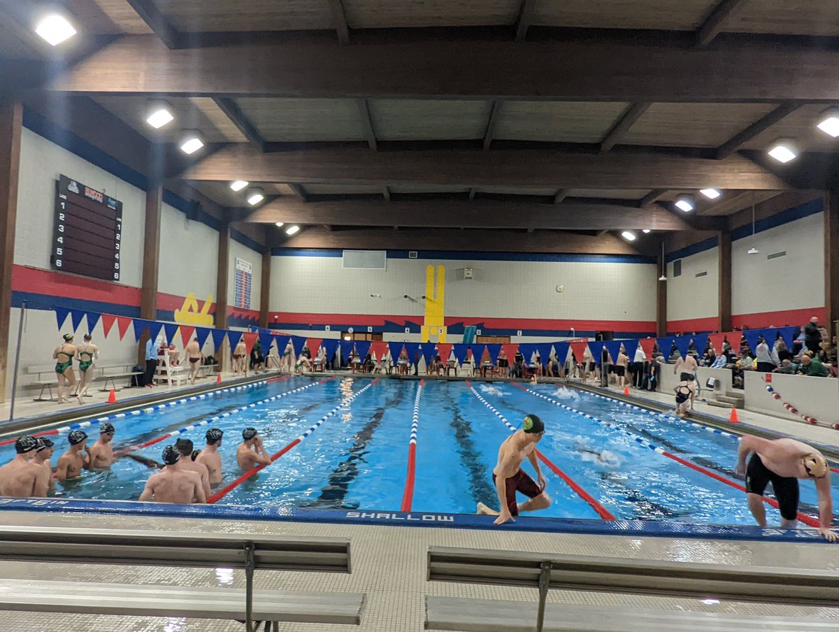 hunt_Rob's tweet photo. History being made here tonight at @elwoodpanthers1 as the Panthers will host the inaugural Madison County swimming championship https://t.co/vpNSroqwB5