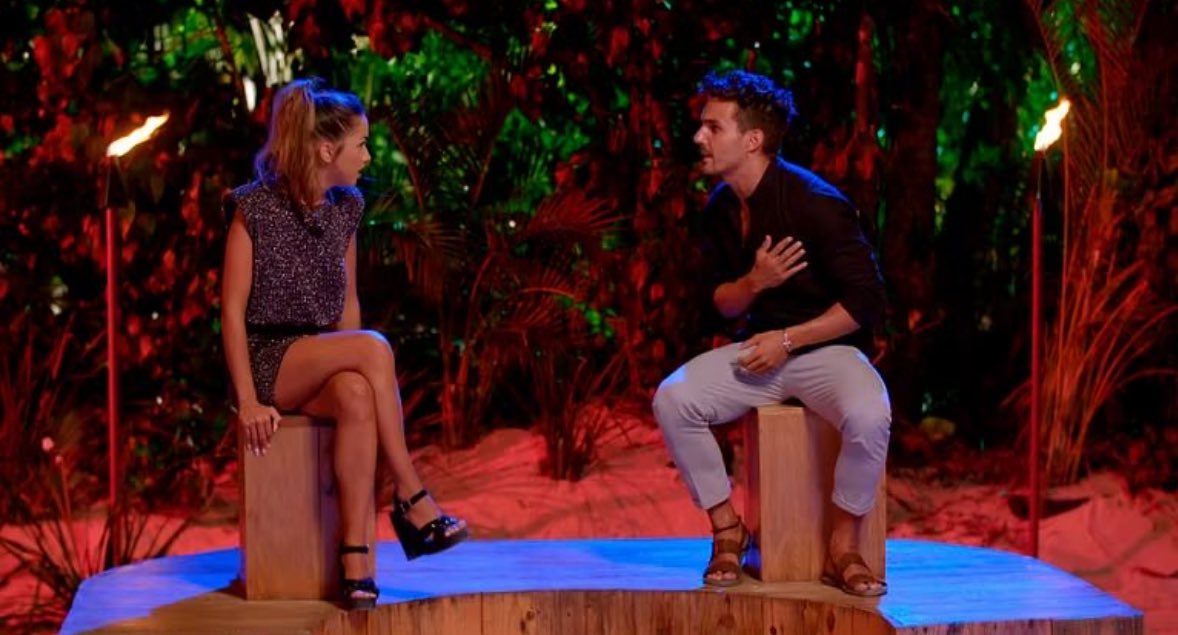 Ahora más que nunca espero que Almudena se marque una hoguera final de este calibre #LaIslaDeLasTentaciones10