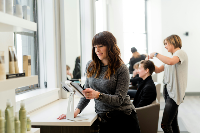 DeShaneHambrick's tweet photo. Today, Comcast Business announced a powerful new suite of advanced solutions and upgrades designed to help keep small businesses connected, protected, and prepared ahead of the holiday rush – and beyond. #IWorkForComcast https://t.co/kCN8GzJrAJ https://t.co/vdiHTsVWaJ
